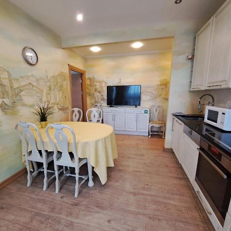 Andyshaun Service Appartments 리가 외부 사진