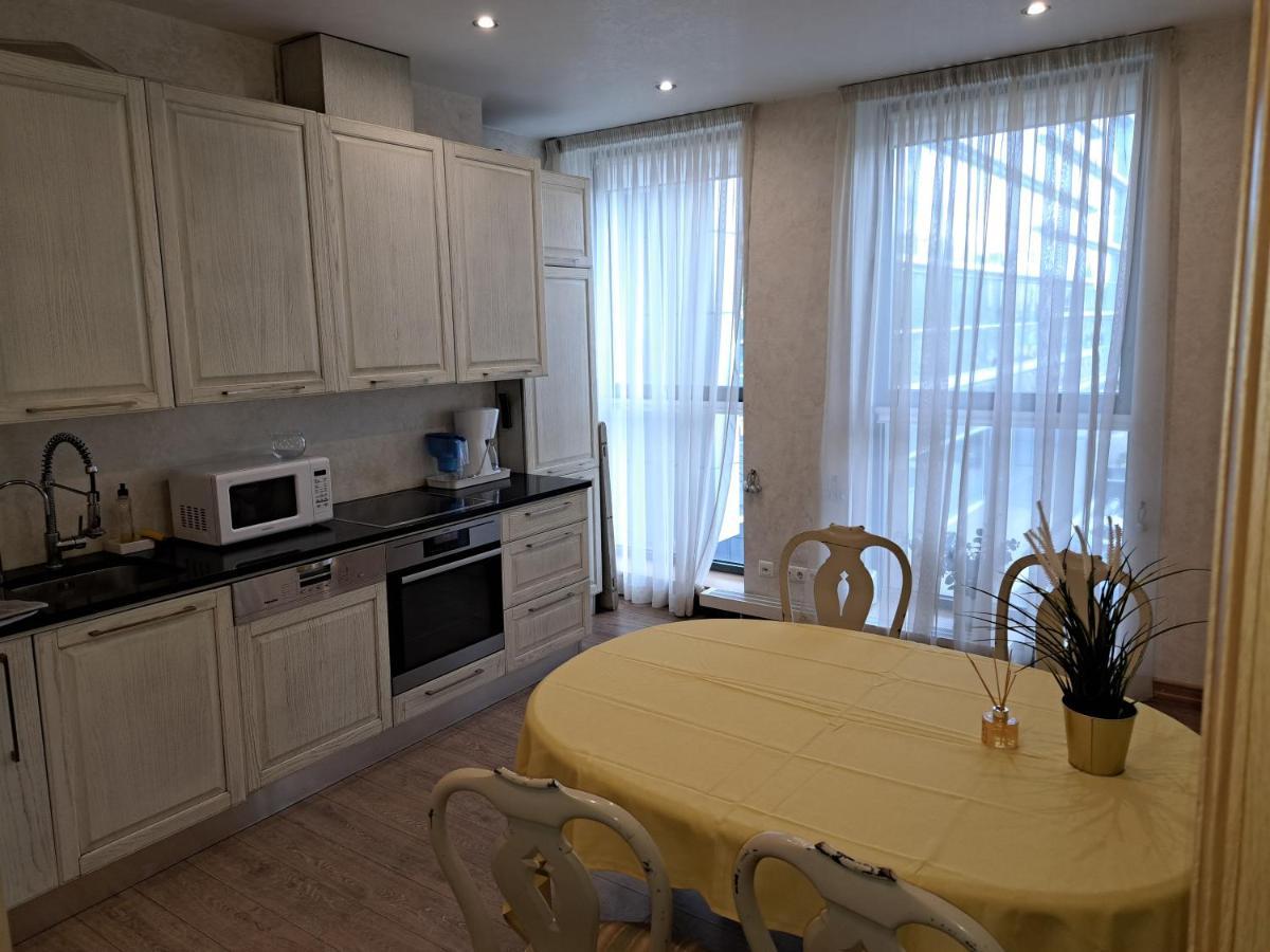 Andyshaun Service Appartments 리가 외부 사진